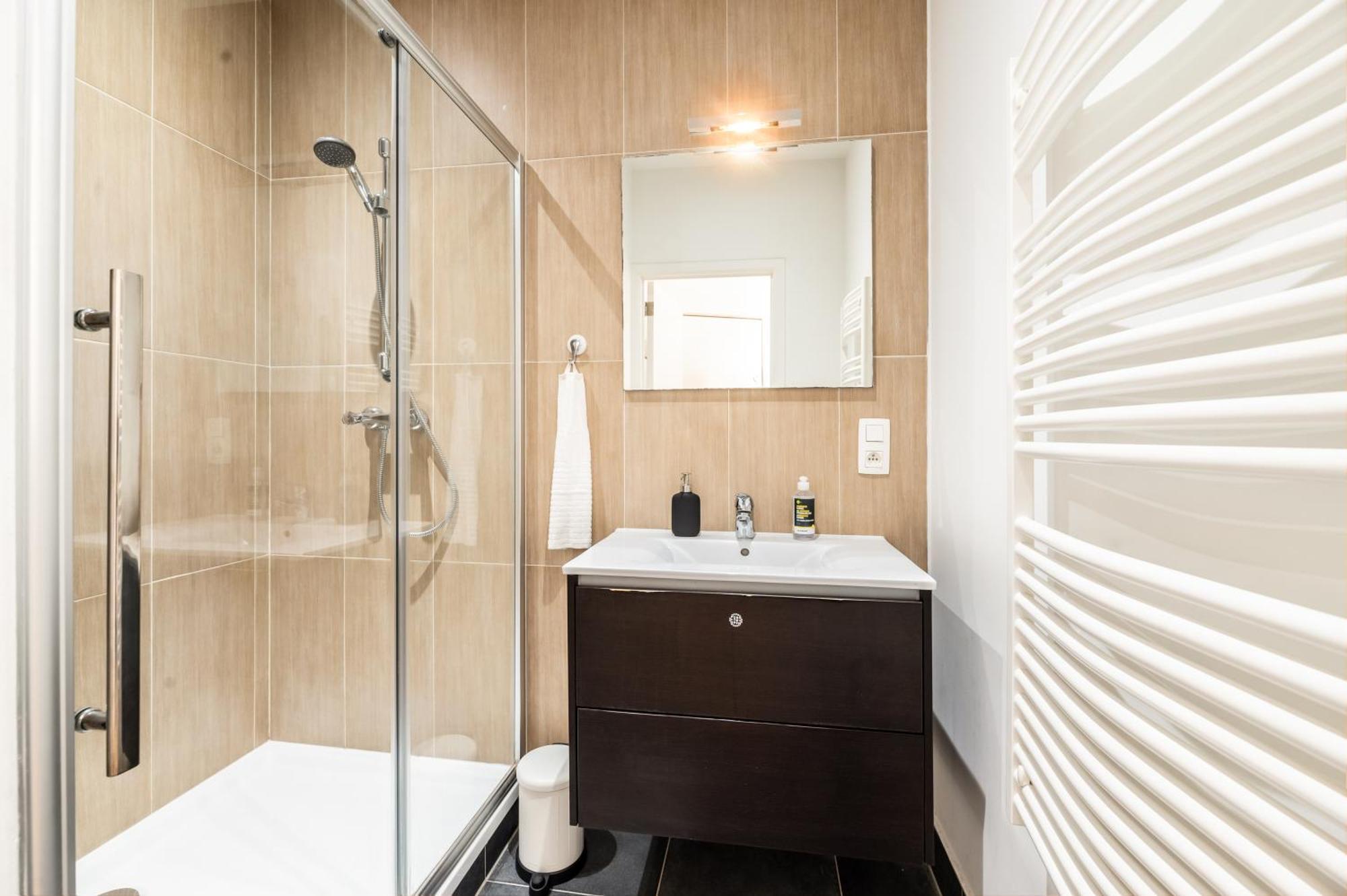 Brussels Centre Bnb Sablon I, II Et V מראה חיצוני תמונה